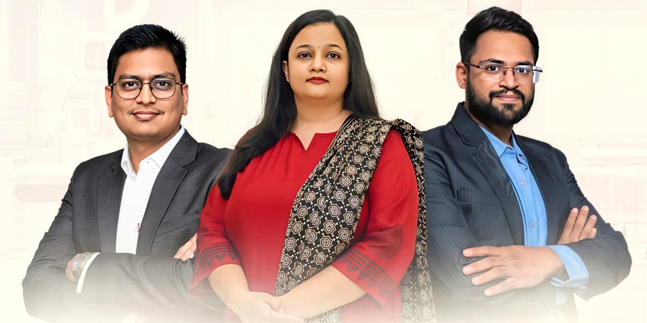 Doctors of Naari Hospital Amreli — Dr. Chirag Kubavat, Dr. Upasana Kubavat and Dr. Vijay Nakarani